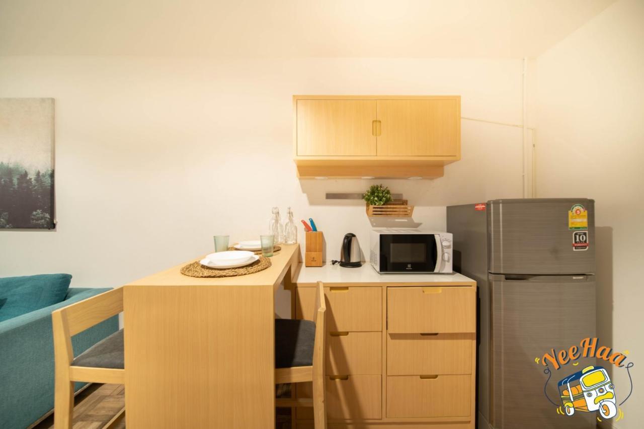 Yeehaa Bangsue Aparthotel Банкок Екстериор снимка