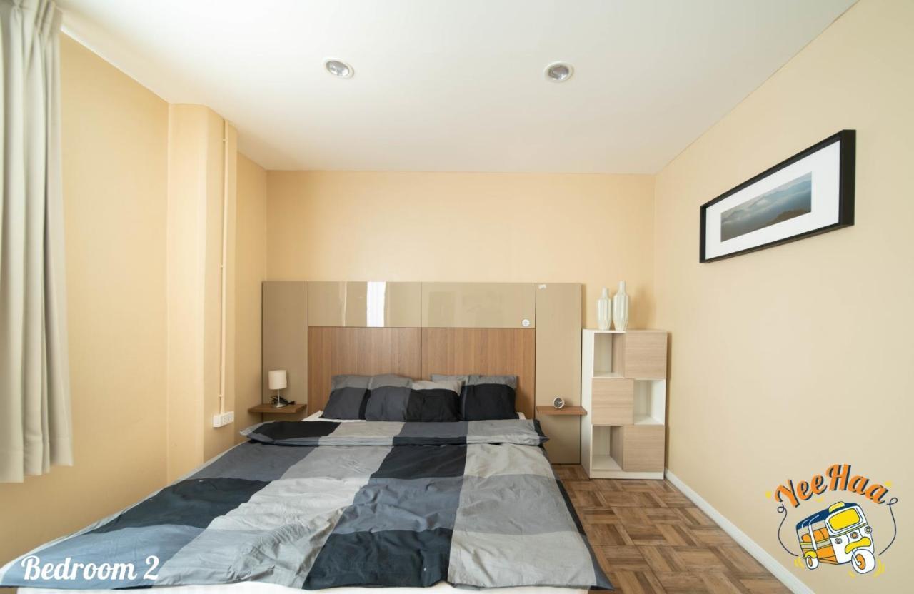 Yeehaa Bangsue Aparthotel Банкок Екстериор снимка