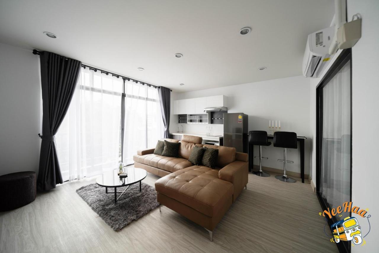 Yeehaa Bangsue Aparthotel Банкок Екстериор снимка