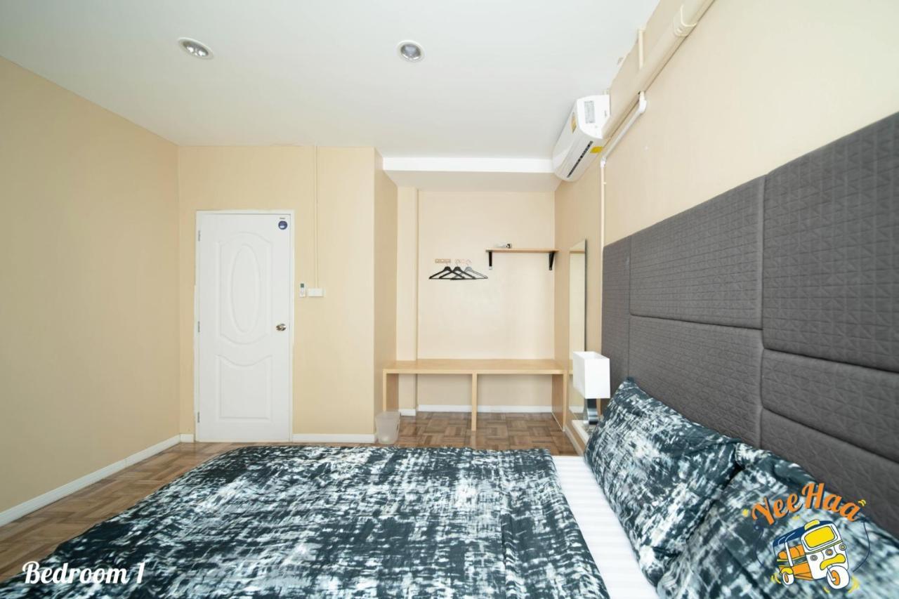 Yeehaa Bangsue Aparthotel Банкок Екстериор снимка